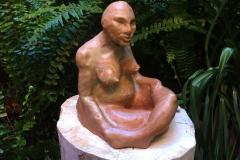 Madre Tierra, escultura cerámica, Alt18 x Anch15 x P22 cm, 2020