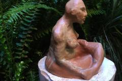 Madre Tierra, escultura cerámica, Alt18 x Anch15 x P22 cm, 2020